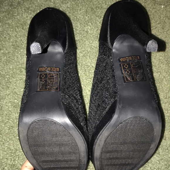 Michelangelo Black Heels - Picture 5 of 6